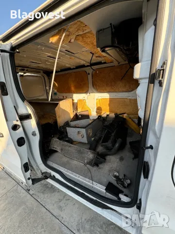 Opel Vivaro 1.6dci120hp R9M, снимка 14 - Части - 47324592