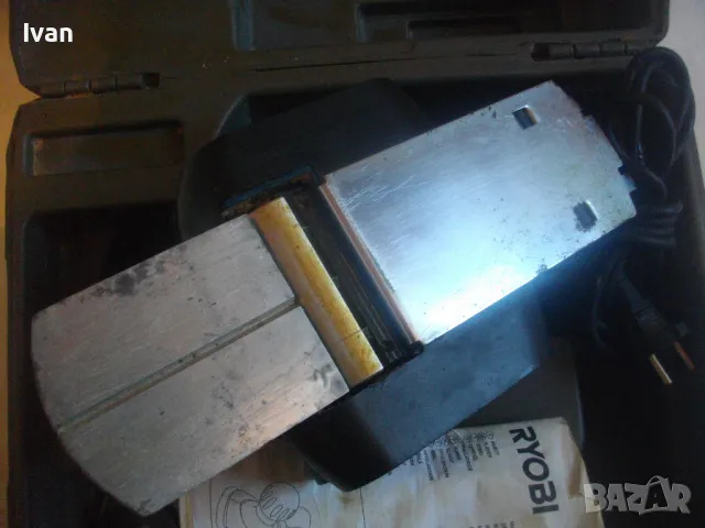 ЗА ЧАСТИ ЗА РЕМОНТ RYOBI L175 ЕЛЕКТРИЧЕСКО РЕНДЕ ХОБЕЛ 750 ВАТА/82мм НОЖОВЕ/0-2мм СТРУЖУВАНЕ С КУФАР, снимка 6 - Други инструменти - 48401565