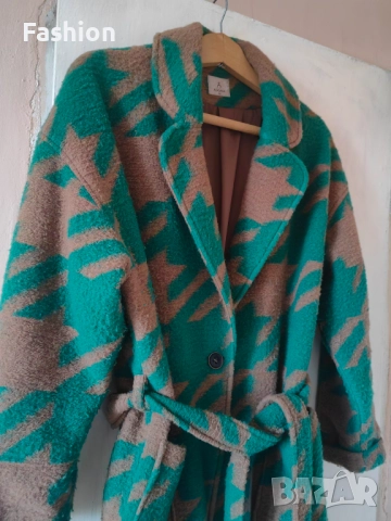 Дамско палто Aggata