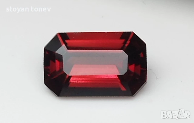 Естествен шпинел в топ червено - 2.17кт! Сертифициран! Нов!, снимка 13 - Пръстени - 46675168