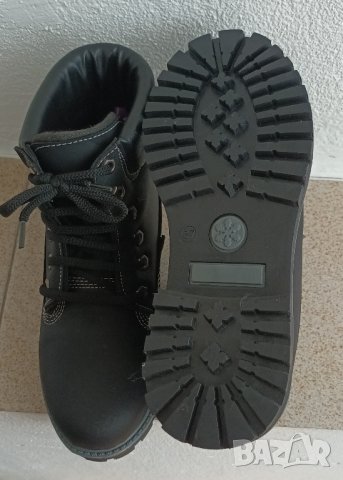 Дамски ортопедични боти с връзки и бели тигели за ефект., снимка 5 - Дамски боти - 41886528