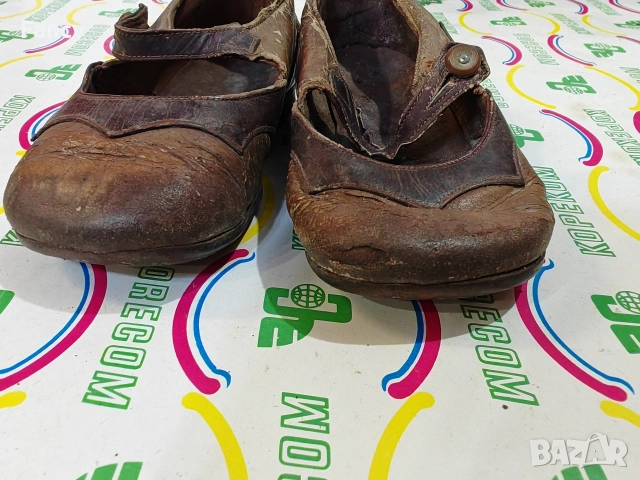 Детски кожени обувки от 50-60 години, снимка 2 - Антикварни и старинни предмети - 52674797