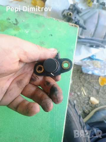 -CLASS ,CLK W208 W202 Сензор за положение на разпределителния вал A0041530028