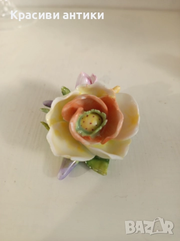 Рози от порцелан, колекционерски, снимка 3 - Други ценни предмети - 52127334