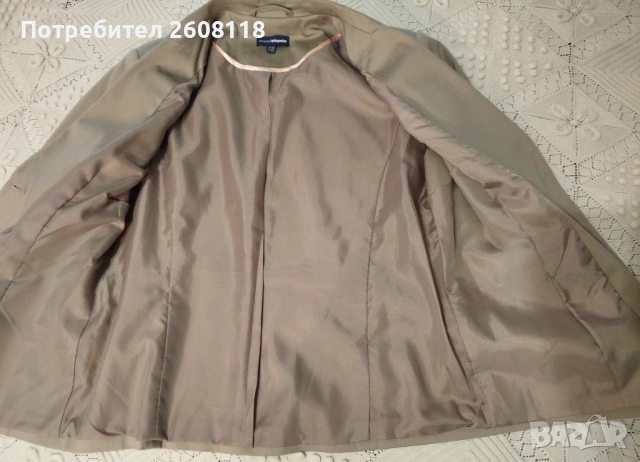 Бежово сако Charles VÖgele – размер L (№ 44), снимка 8 - Сака - 53615989