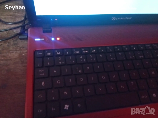 Packard Bell, снимка 4 - Лаптопи за дома - 53087588