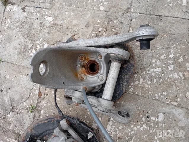 Задни шенкели BMW E39 520i Комби, снимка 4 - Части - 50334887