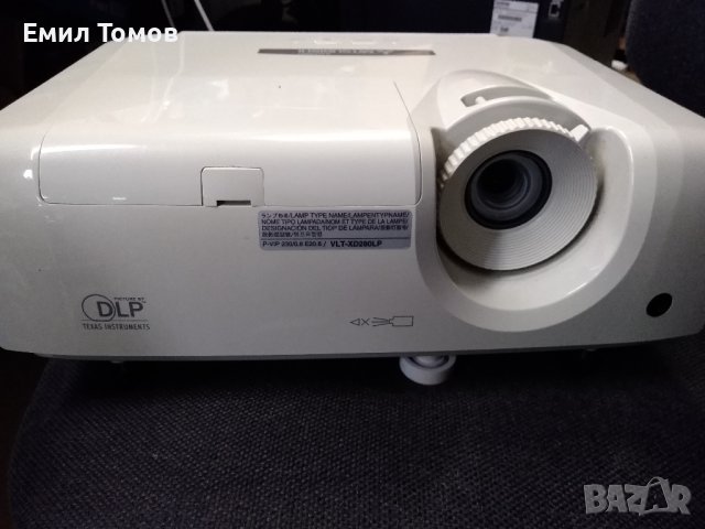 Проектор Mitsubishi XD250U