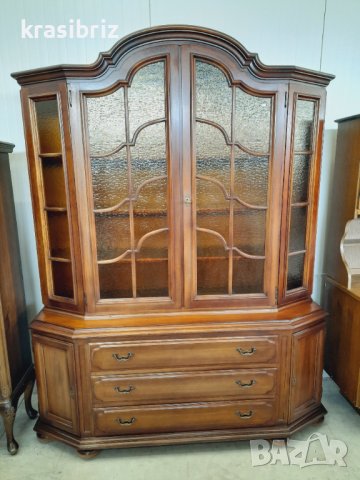 Масивна Витрина внос от Германия , снимка 2 - Секции и витрини - 41618004