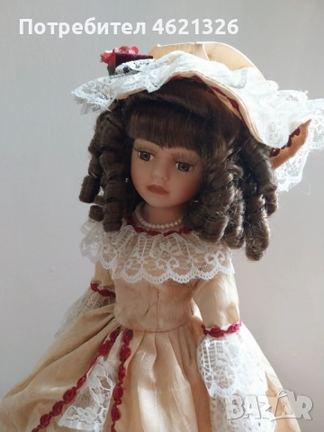 Викторианска порцеланова кукла колекционерско издание с чадър и шапка, снимка 6 - Декорация за дома - 52069123