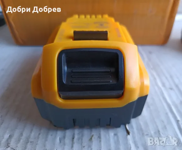 Батерия DeWALT 5Ah, снимка 3 - Винтоверти - 56245963