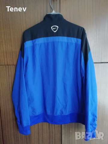 Manchester United Nike оригинално яке горнище Манчестър Юнайтед , снимка 2 - Спортни дрехи, екипи - 40012410