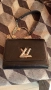 Louis Vuitton Black Epi Leather Twist MM Bag-оригинална, снимка 10