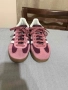 Продавам нови Спортно-елегантни обувки Adidas Gazelle, снимка 1