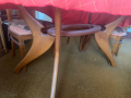 Трапезна маса орех и закалено стъкло+6 стола, снимка 4