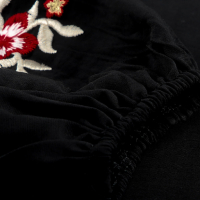 Дамска блуза в черно с дълъг ръкав и бродерия с цветя, снимка 14 - Блузи с дълъг ръкав и пуловери - 44631746