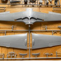 Сглобяем модел на самолет Focke-Wulf Fw190 Dora-9 на Hasegawa 1:32, снимка 4 - Колекции - 41492424