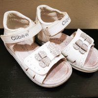 Детски сандали бели за момиче номер 25 , снимка 1 - Детски сандали и чехли - 40059050