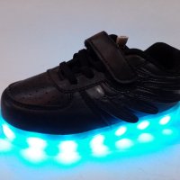 Детски светещи маратонки със USB  зарядно. , снимка 5 - Детски маратонки - 40179885