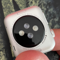 Apple watch S1 тяло за части 38mm, снимка 1 - Смарт часовници - 44920860