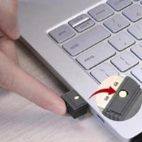 Компютърен Симулатор на Фалшиви Движения Mini USB Air Drive Mouse Jiggler Moji Fake Mouse Simulator, снимка 4 - Клавиатури и мишки - 41322502