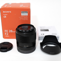 Oбектив Sony FE 28mm f/2, снимка 1 - Обективи и филтри - 44643333