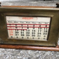 старинен настолен датник/календар/ - MADE IN ENGLAND, снимка 2 - Антикварни и старинни предмети - 41225567