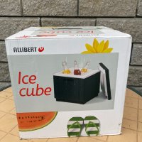 Кутия за напитки и стол - Allibert Ice Cube Germany с лек дефект , чисто нова с кутия , графит цвят, снимка 3 - Декорация за дома - 31136255