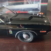 Dodge Challenger 1970 1:18, снимка 8 - Коли, камиони, мотори, писти - 41657537