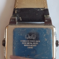Луксозен мъжки часовник Q/Q QUARTZ WATER RESIST работи много красив с кожена каишка - 21782, снимка 4 - Мъжки - 36203055