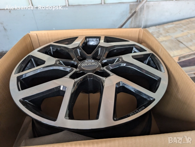 Продавам 5 бр. чисто нови алуминиеви джанти 8J18 PCD 6x114.3 CB 66.1, снимка 1