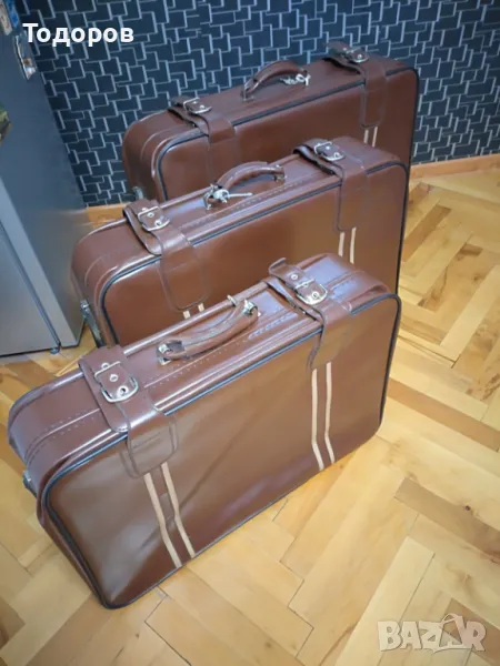 Три броя туристически куфара аристократичен ретро стил нови, снимка 1