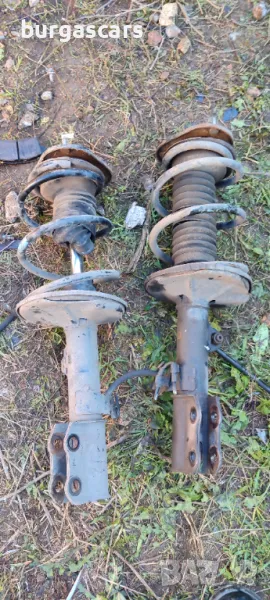 Предни макферсони Toyota Corolla Verso 1,6 - 70лв, снимка 1