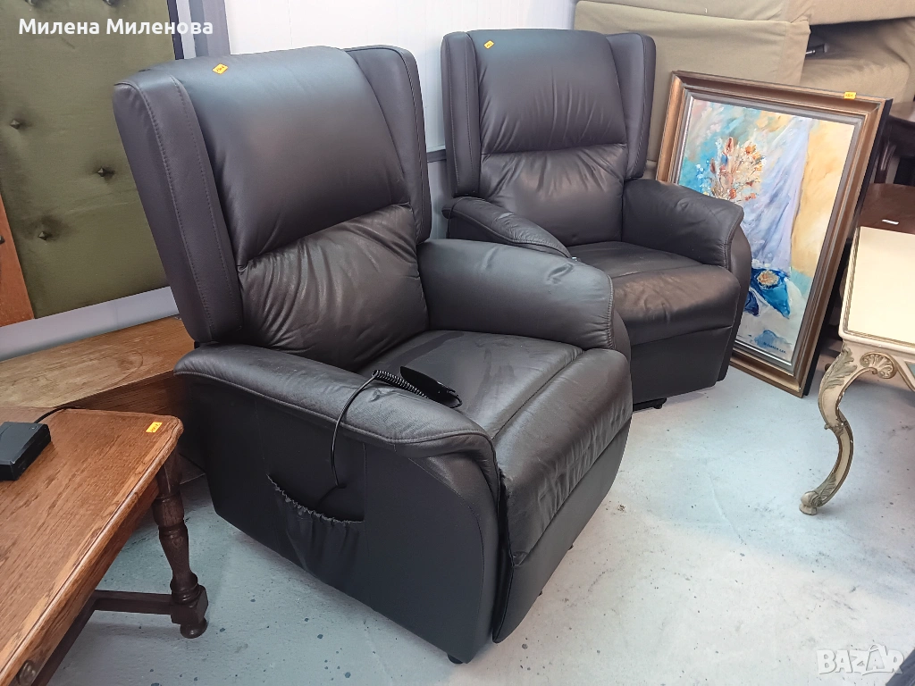 Два броя електрически фотьойли с релакс функция , снимка 1