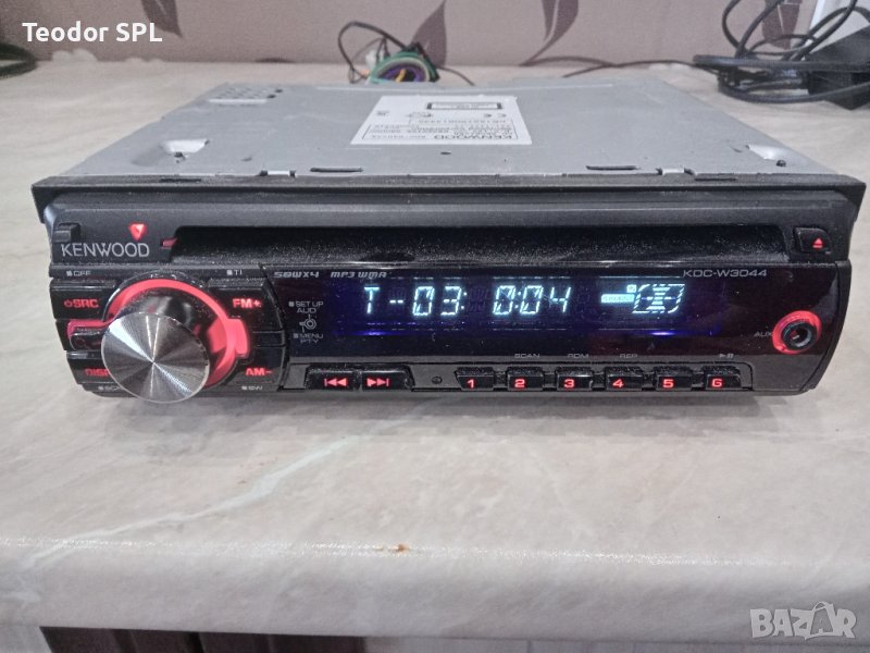  Kenwood kdc-w3044, снимка 1