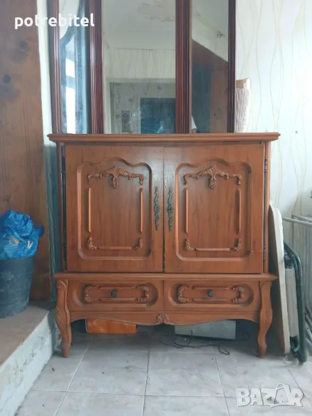 Малък шкаф стил Луи 14, снимка 1