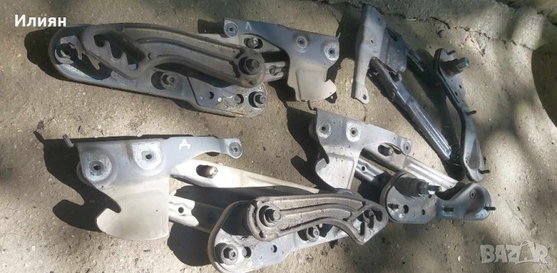 Панти за преден капак Мерцедес 124, снимка 1