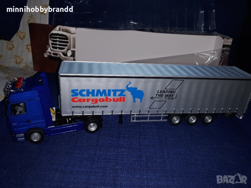 Mercedes Benz 1844 1.43 Scale top model, снимка 1