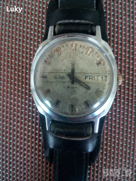 Продавам стар,мъжки,часовник-СЛАВА-СССР.Механичен.За ремонт,части ,майстор., снимка 1