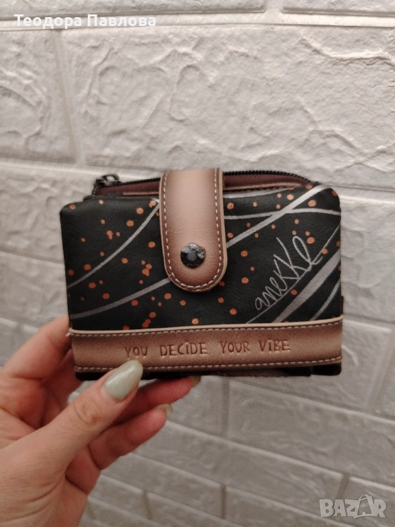 Дамско портмоне Anekke, снимка 1