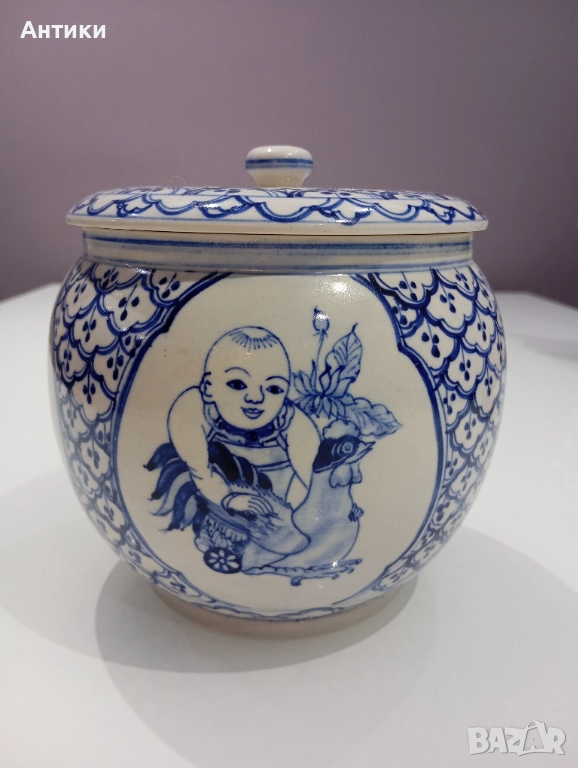 Китайски порцеланов стар буркан , снимка 1