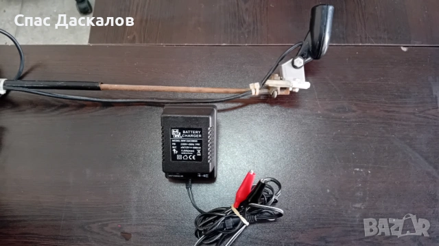 Цветен сонар Lowrance Hook 3x със сонда, акумулатор и зарядно, снимка 3 - Екипировка - 53856147