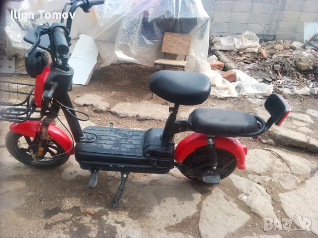 Електрически скутер, снимка 5 - Мотоциклети и мототехника - 53692137