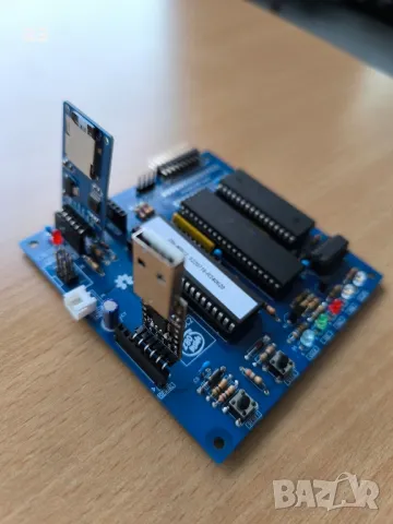 Z80-MBC2

ретро компютър Z80, едноплатков