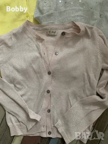 Три жилетки 8-9 год., снимка 2 - Детски пуловери и жилетки - 48167659