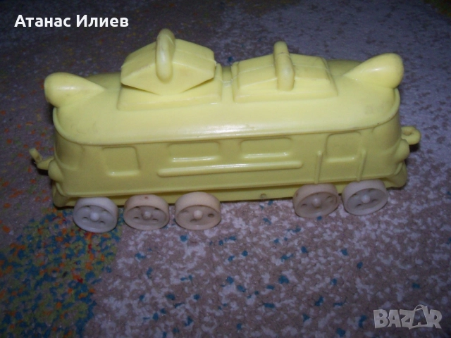 Пластмасов влак, локомотив соц. играчка