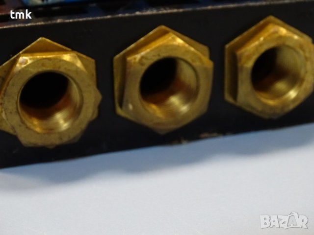 Пневматичен разпределител WABCO 572 740...0 24V DC, снимка 5 - Резервни части за машини - 40528399