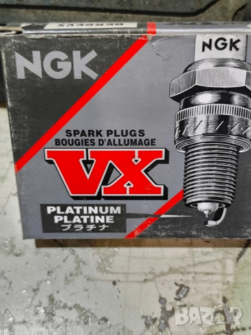 Запалителна свещ ngk bkr6evx, снимка 2 - Мотоциклети и мототехника - 51559349
