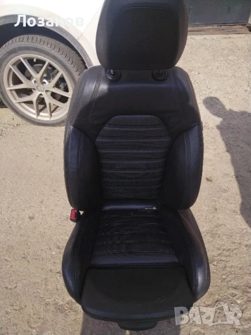 Спортна кожена седалка Alfa Romeo Giulia/Stelvio