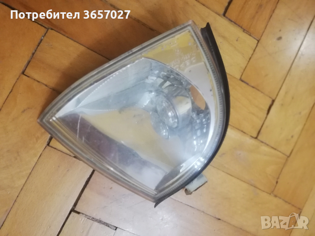 Преден десен мигач за Шкода Октавия 1